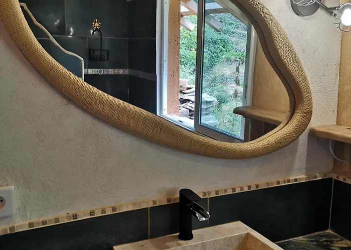 Le Lauzas Casa de Férias